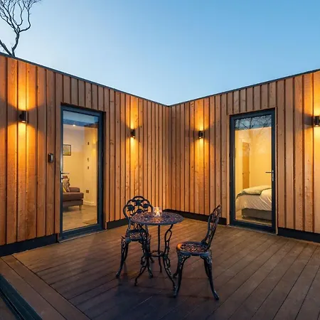 Snowdrop, An Eco And Dog Friendly With Hot Tub, 10 Minutes To Ullswater Penruddock