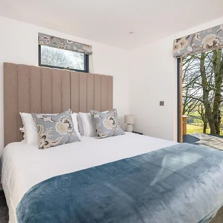 Snowdrop, An Eco And Dog Friendly With Hot Tub, 10 Minutes To Ullswater Penruddock
